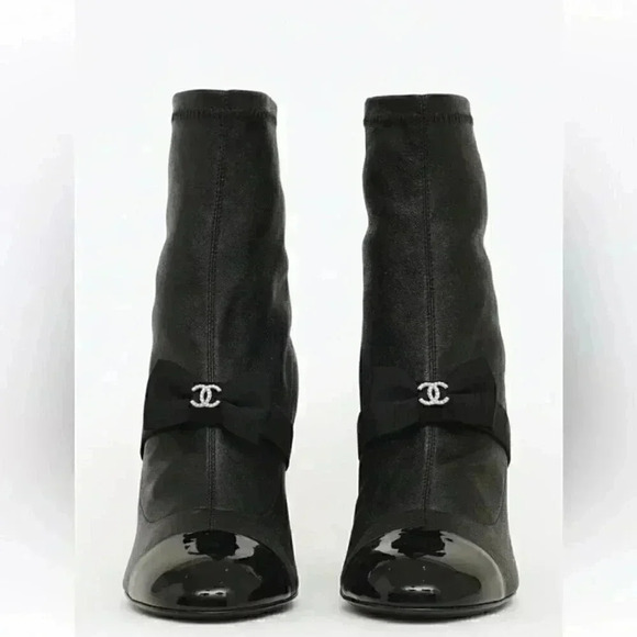 Chanel Spring 2023  Black Lambskin Stretch Booties FR 38.5 - Picture 2 of 5